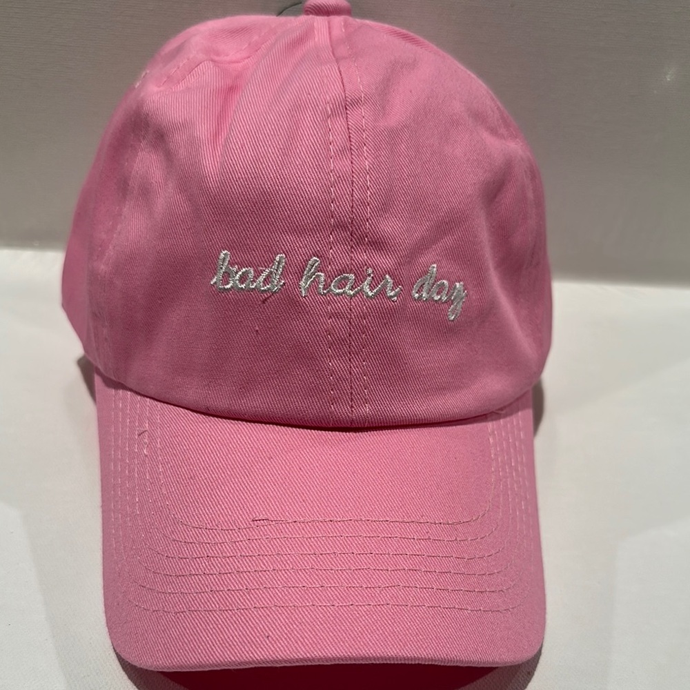 NWT Illuma Ladies Pink Cap with adjustable back.